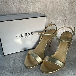 Guess Gold heels sandals size 11 Kabelle